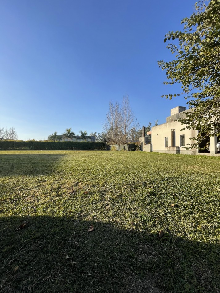 VILAGO COUNTRY CLUB, TAFI VIEJO.