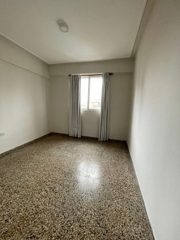 MONTEAGUDO 476, barrio norte.