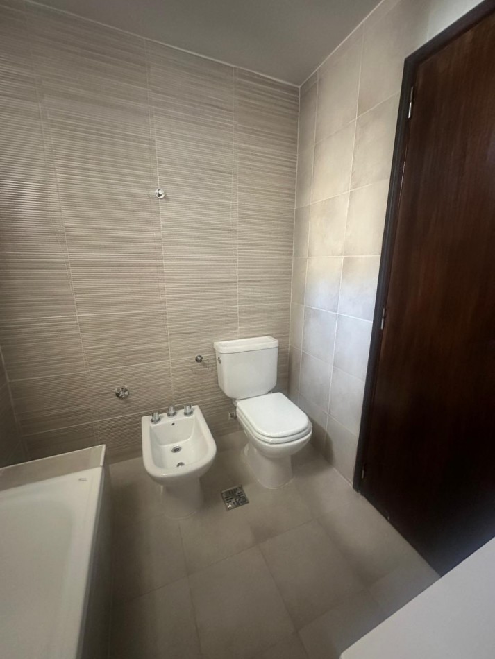 AV. MATE DE LUNA 2044, G PARK, SAN MIGUEL DE TUCUMAN.