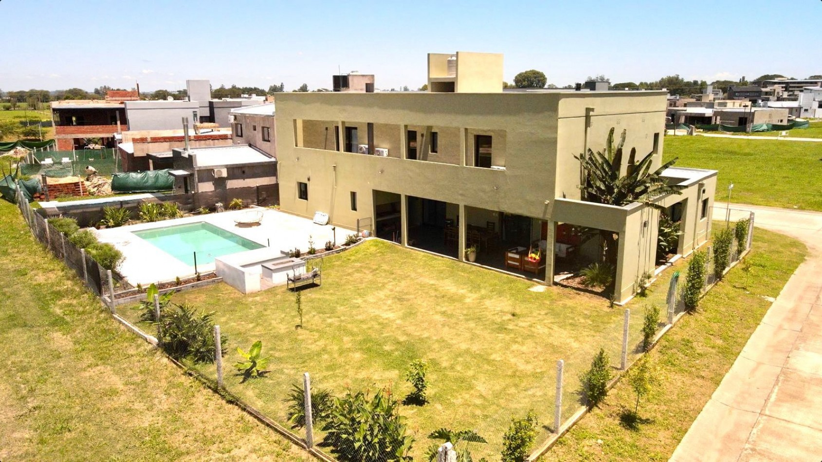 COUNTRY VIENTO SUR, TUCUMAN.