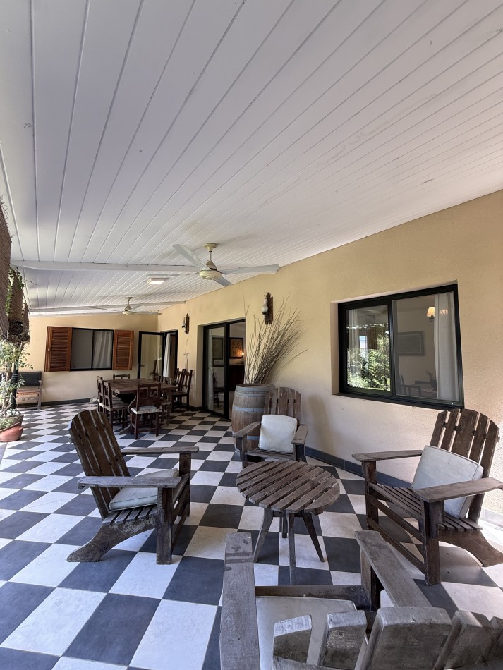 COUNTRY DEL PILAR, YERBA BUENA