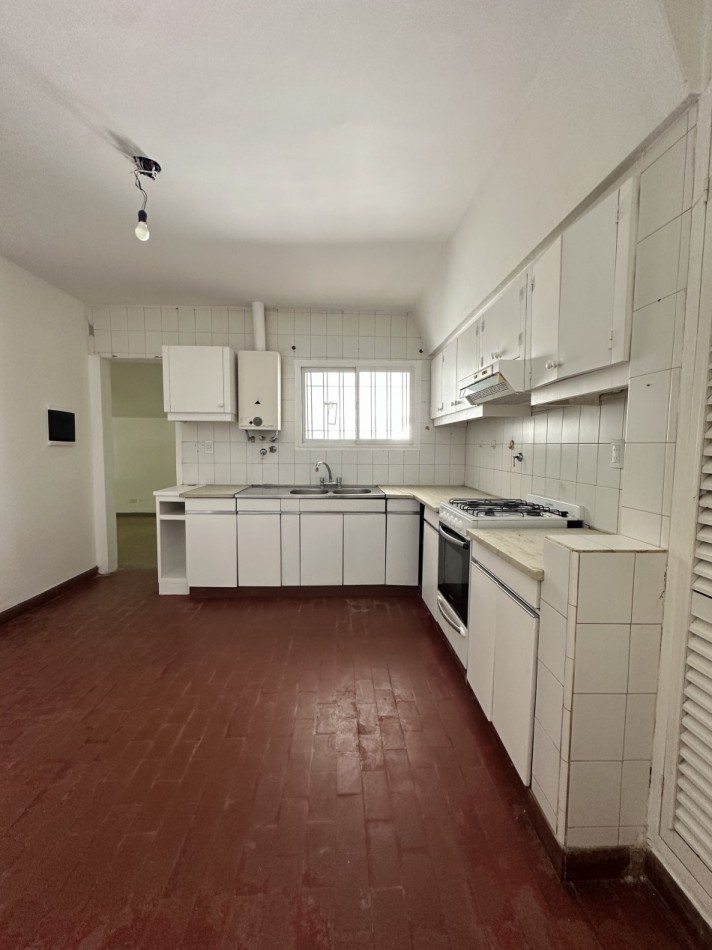 DIEGO DE VILLARROEL 1269, YERBA BUENA