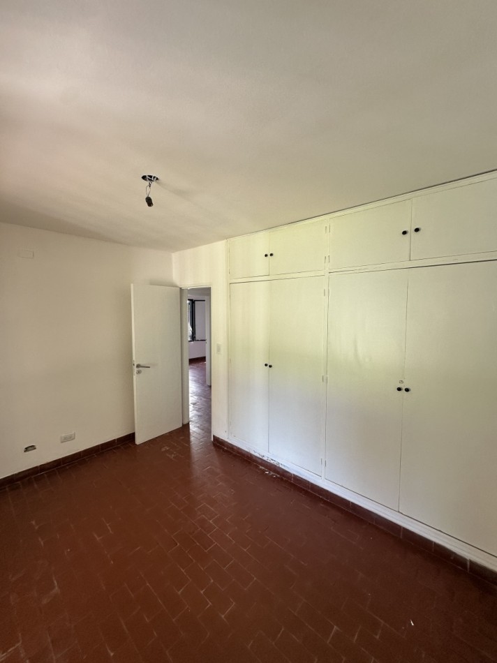 DIEGO DE VILLARROEL 1269, YERBA BUENA