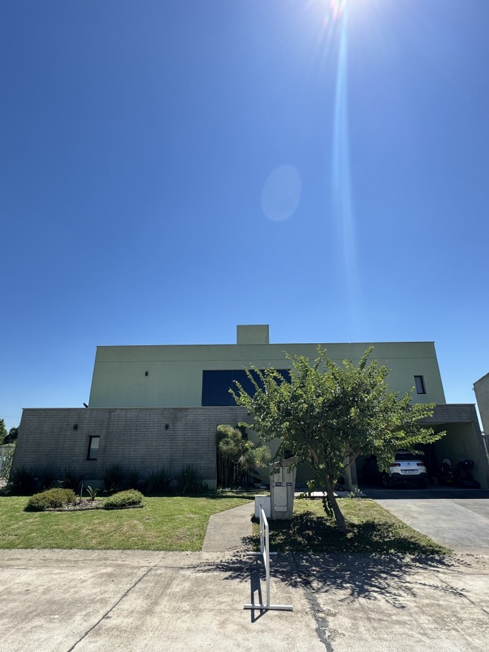 COUNTRY VIENTO SUR, TUCUMAN.