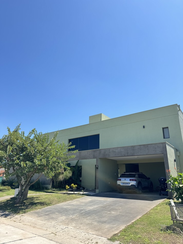 COUNTRY VIENTO SUR, TUCUMAN.