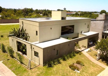 COUNTRY VIENTO SUR, TUCUMAN.